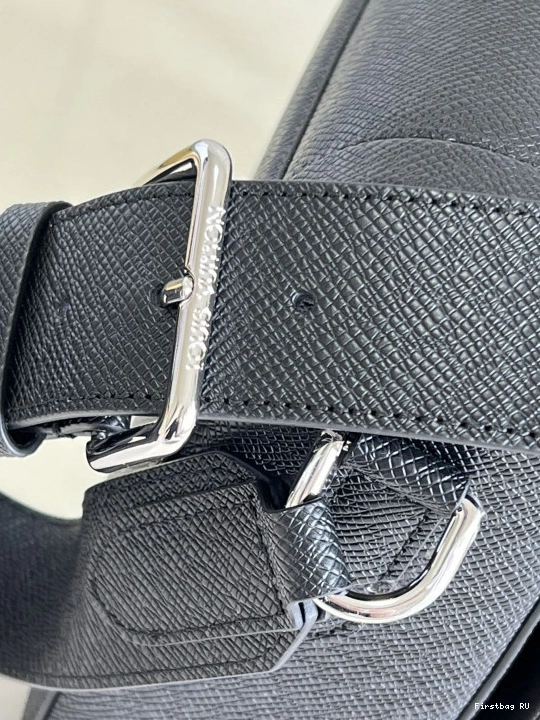 Firstbag NEW LOUIS FLAP VUITTON MESSENGER 0726